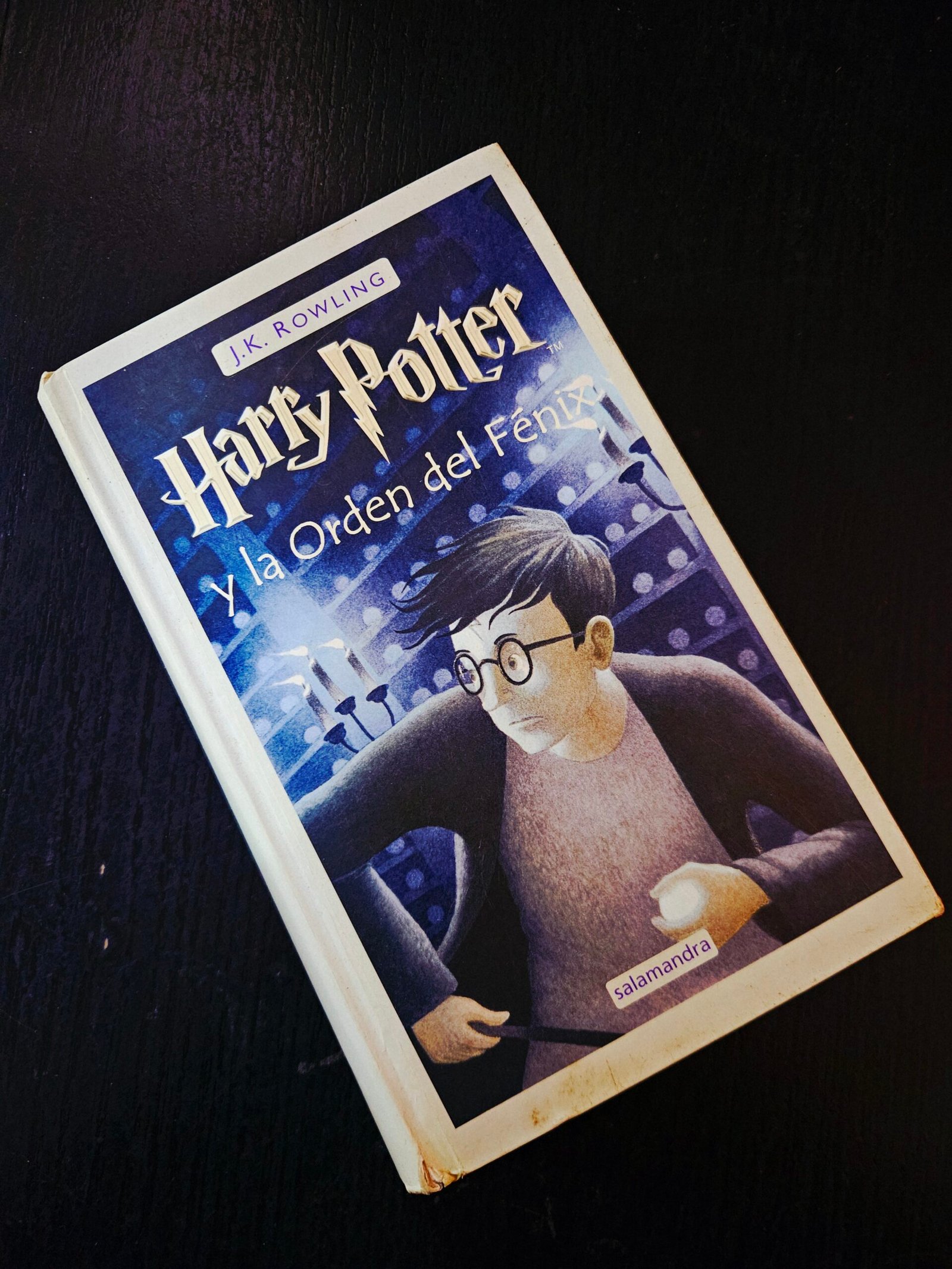 Harry Potter y la Orden del Fénix- J.K. Rowling.