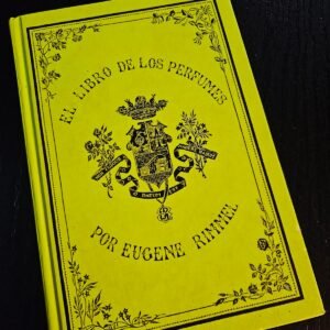 El libro de los perfumes