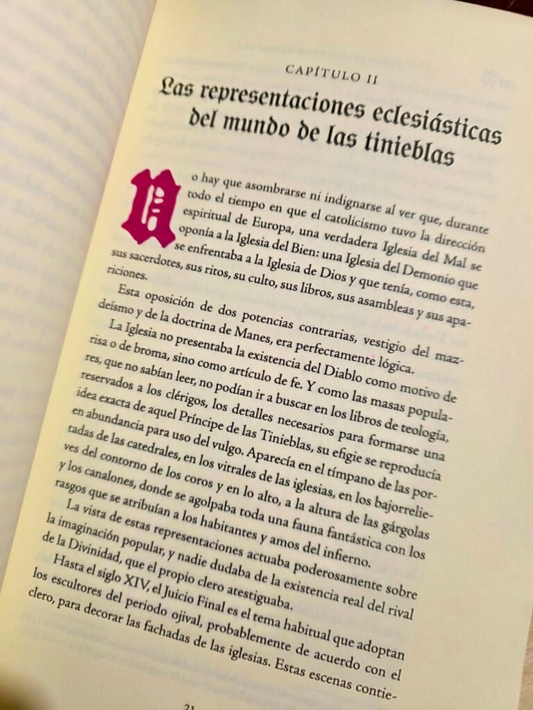 Capítulo II con capitular gótica en rojo