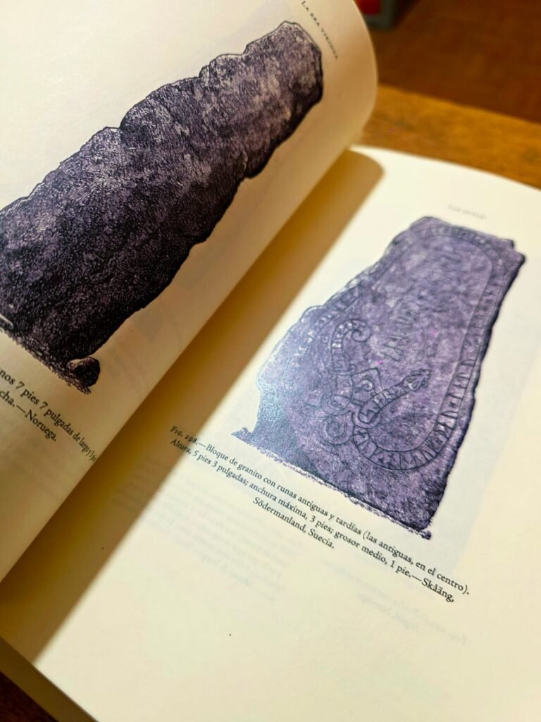 La era vikinga: grabado de una piedra rúnica